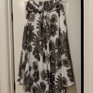 Floral A-Line Skirt in Black and White